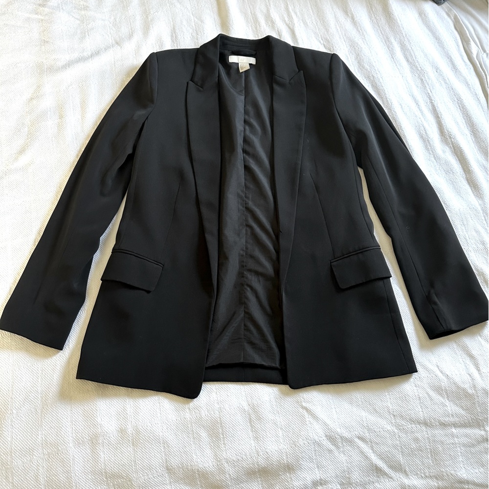 Relaxed Black Lapel Blazer